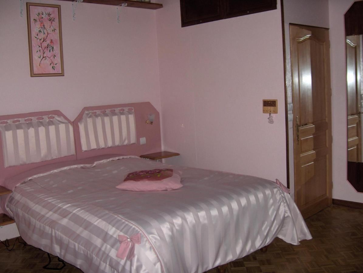Bazoges-en-Paillers Chambres D'Hotes De La Templerie-Moulin מראה חיצוני תמונה