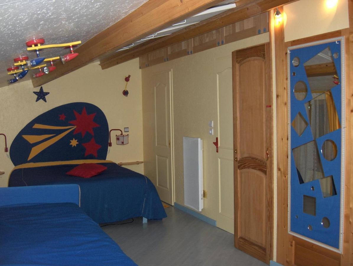 Bazoges-en-Paillers Chambres D'Hotes De La Templerie-Moulin מראה חיצוני תמונה